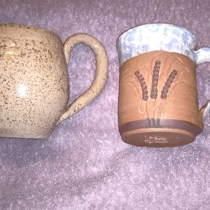 Two heavy duty wear coffee/tea cups 5" + free gift 🎁